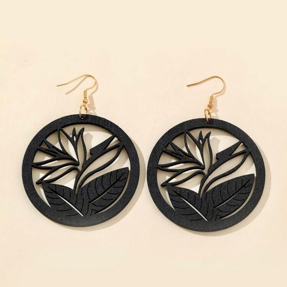 Leaf & Flower Wood Round drop earrings - Picture 1 of 4